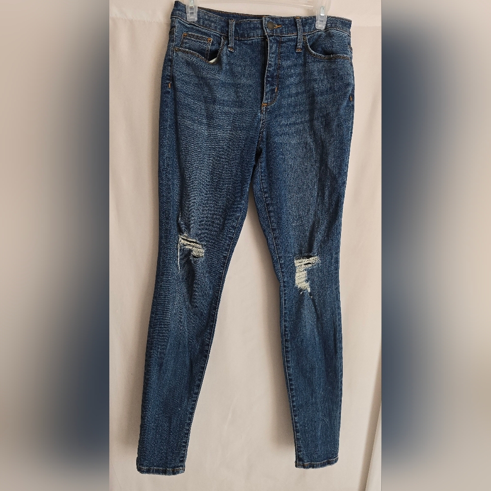 Universal Thread Size 6 /28R Skinny Jeans High Rise Distressed Waist 30"